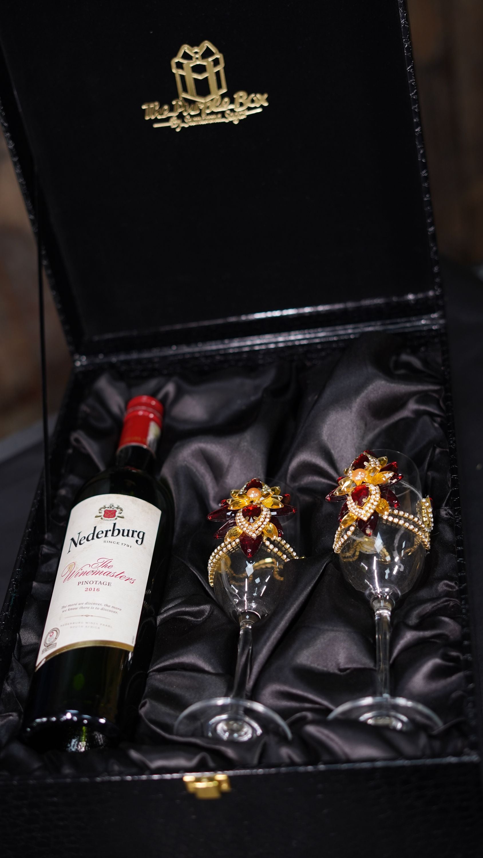 Gift Hamper | Diwali Gift Hamper | Wedding hamper | Dryfruits Hamper | Chocolate Hamper | Blue Floral Hamper