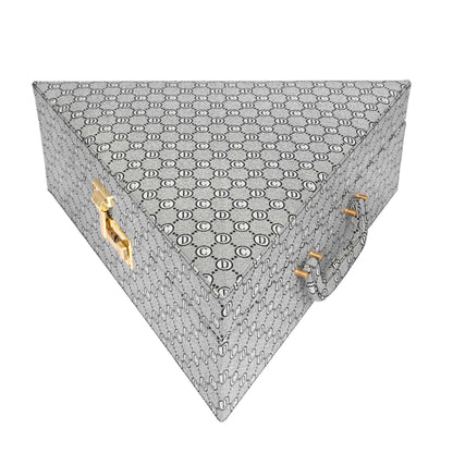 black-grey-triangle-bar-box